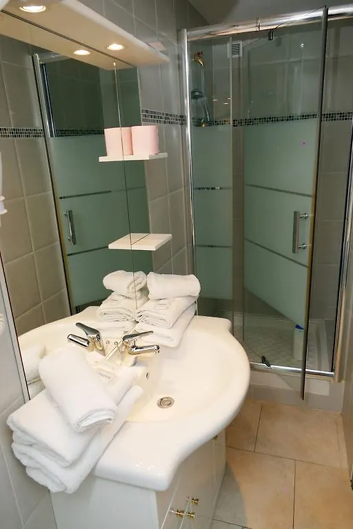 Saint Esteve Appart Hotel La Ciotat 3*,  Francie